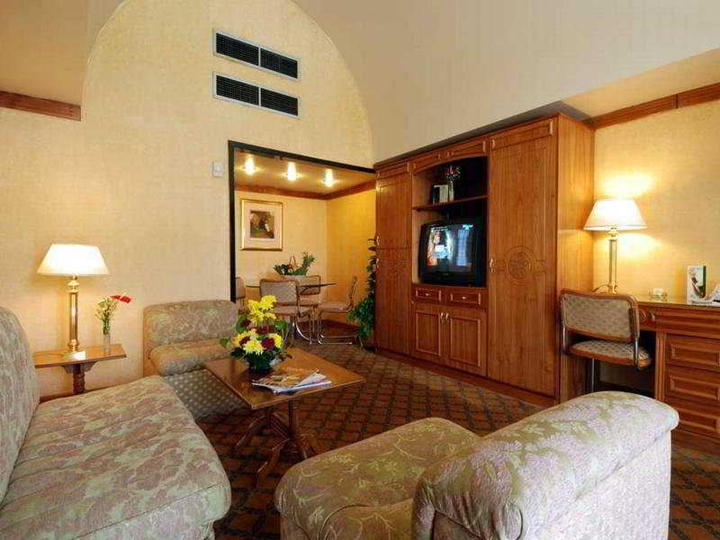 The Oasis Beach Resort Hambantota Esterno foto